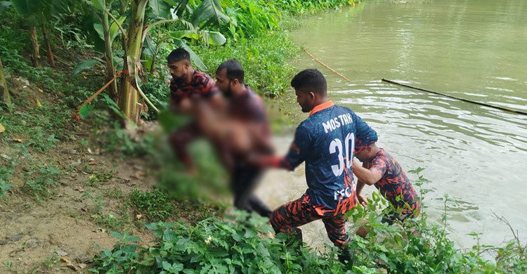 বগুড়ায় পুকুরে পড়ে যাওয়া বল তুলতে গিয়ে একই পরিবারের ৩ শিশুর মৃত্যু